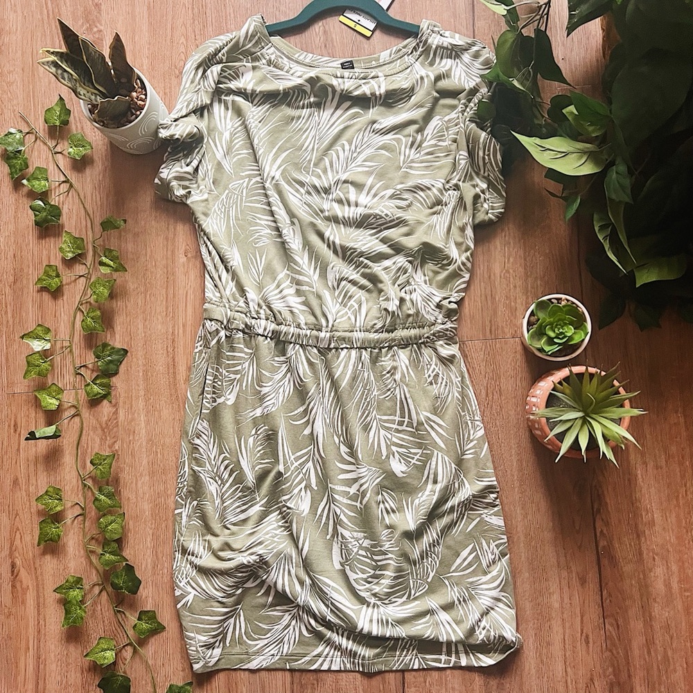 🪴 NWT Hilary Radley Green Leaf Dress Summer Wear 🪴